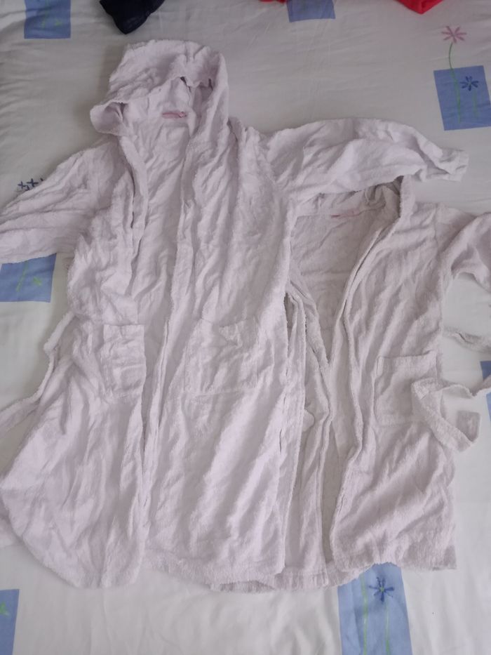 Peignoir, sortie de bain 6-8 ans - photo numéro 3