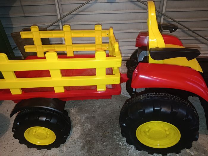 Tracteur enfant électrique 12V - photo numéro 4