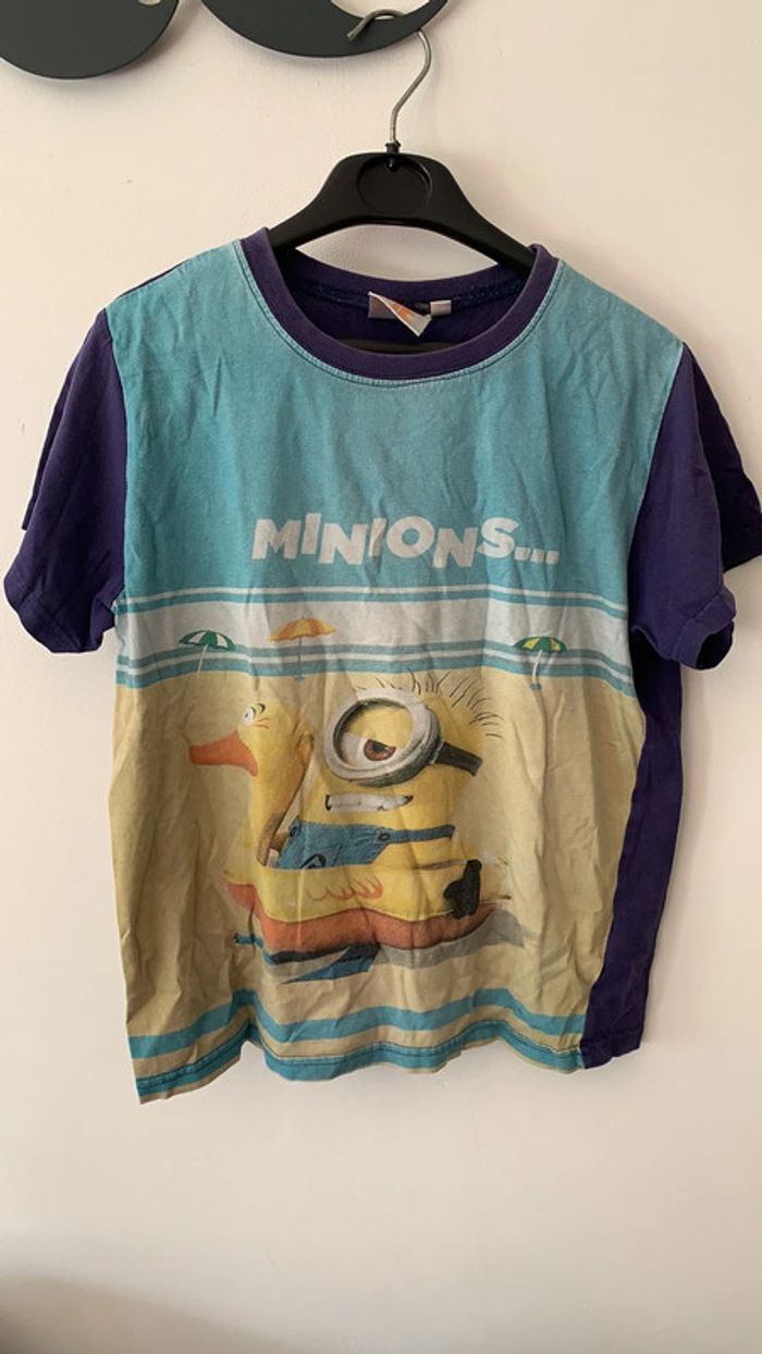 Tee Shirt bleu Minions 12 ans