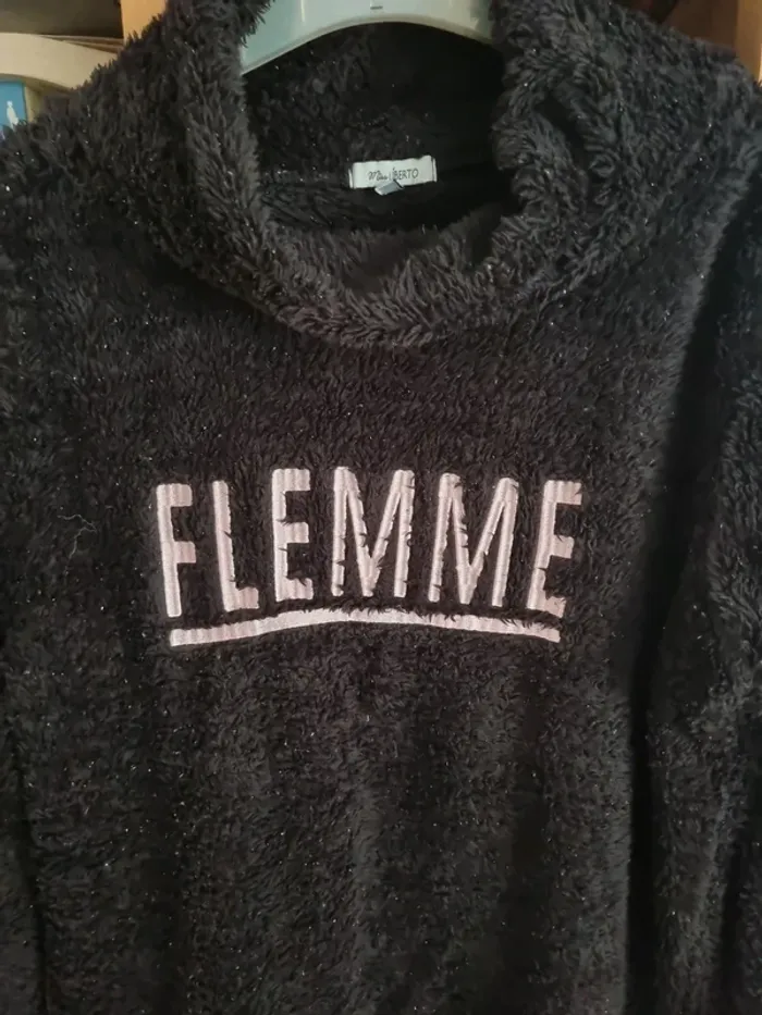 Pull cocooning noir doux brodé " flemme" - photo numéro 2