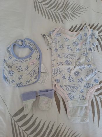 Ensemble nike bébé