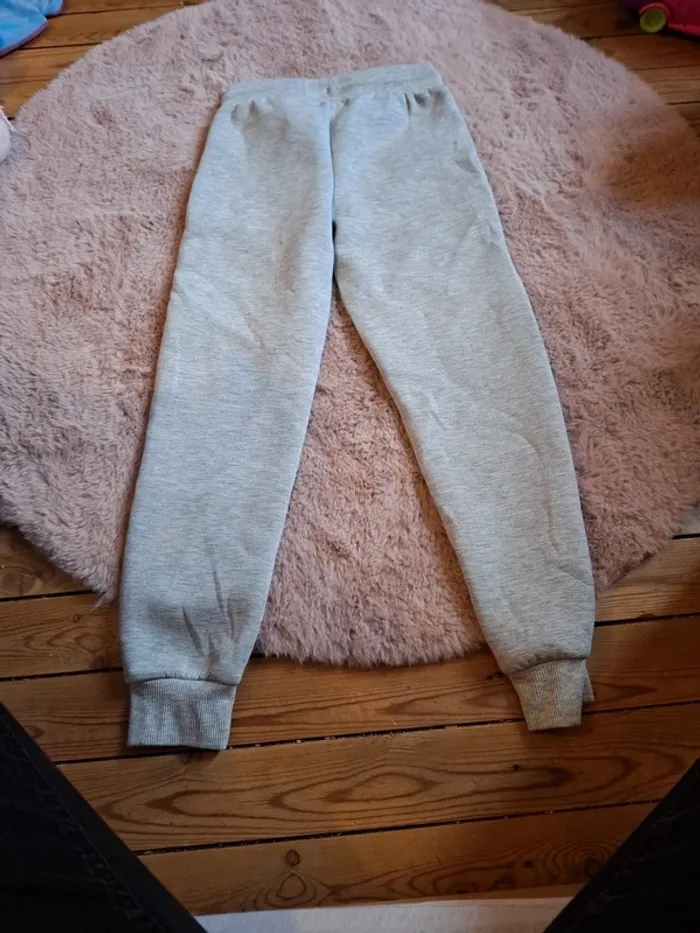 Pantalon de survetement taille 7/8 ans - photo numéro 6