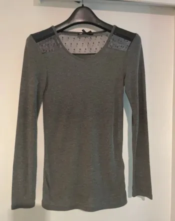 Tee-shirt manches longues gris avec tulle plumetis – I Love – Taille S