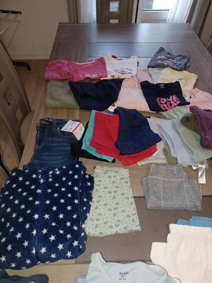 Lot vêtements fille 5ans et 6ans - photo numéro 3