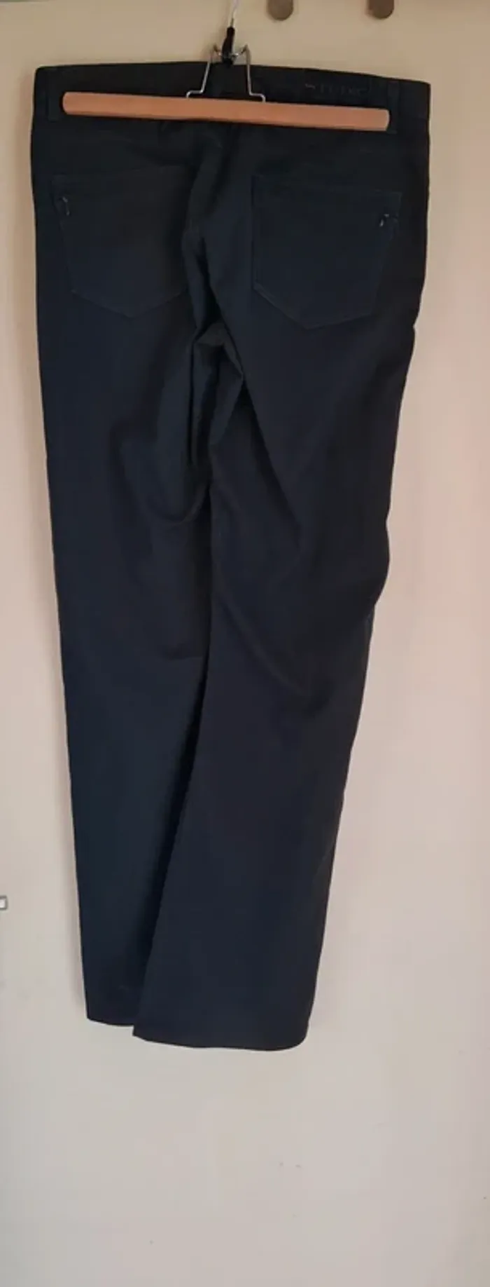 Pantalon Armand Thiery taille 44 - photo numéro 3