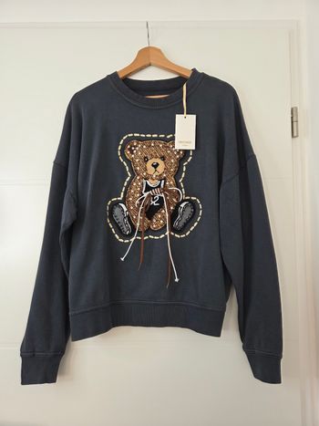 Sweat gris avec ourson