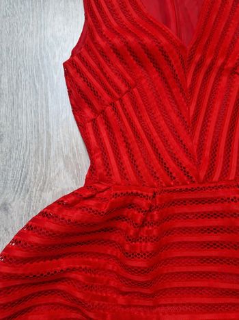 Très jolie robe rouge H&M 34