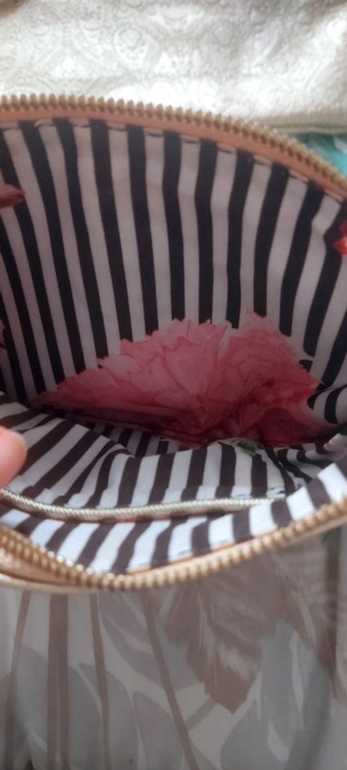 Double petit sac Christian Lacroix - photo numéro 6