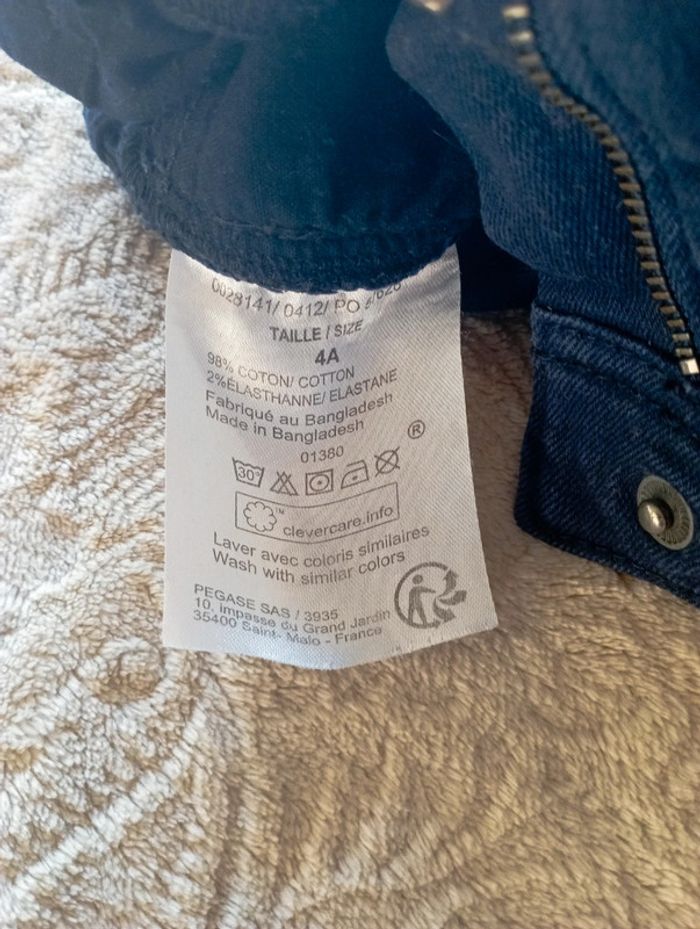 Lot de 2 shorts 4 ans très bon état - photo numéro 9