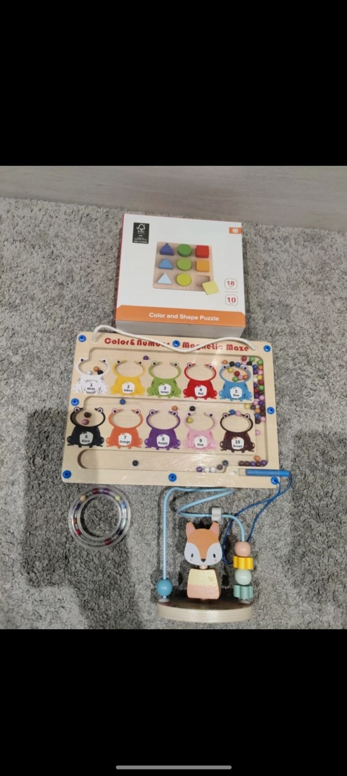 Lot jeux enfants Montessori à empiler puzzle nombre couleurs