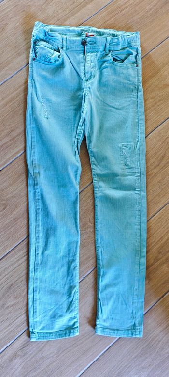 Jeans tape à l'oeil 14 ans