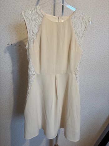 Très jolie robe taille 36 marque ara