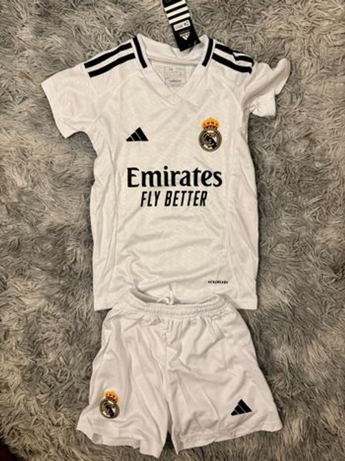 Maillot Real Madrid - photo numéro 2
