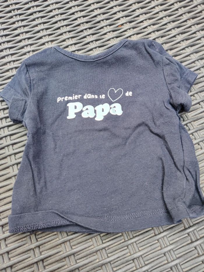 Lot pulls + tee shirt - photo numéro 3