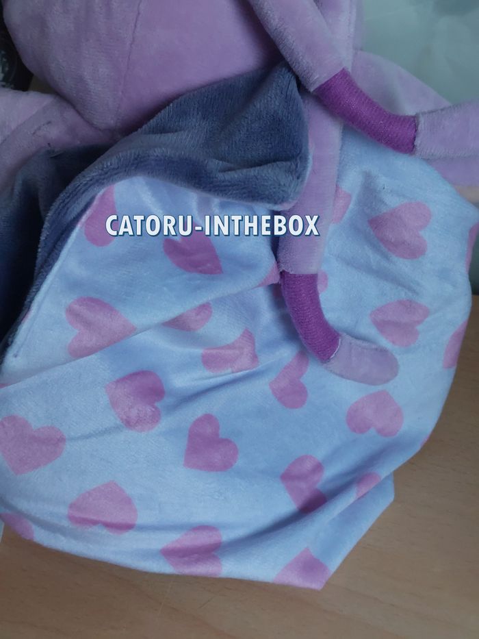 Doudou peluche avec couverture / Comforter Disney Store Lilo & Stitch : Angel - photo numéro 5