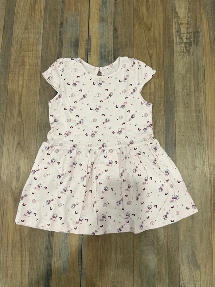 Robe manches courtes motif licorne