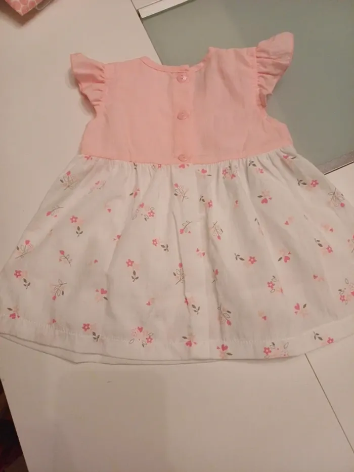 Robe à fleur - photo numéro 2