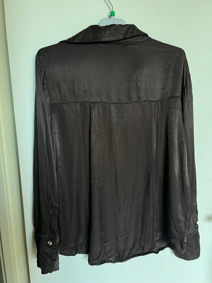 Chemise en satin marron - photo numéro 4