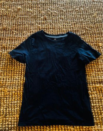 T-shirt boy