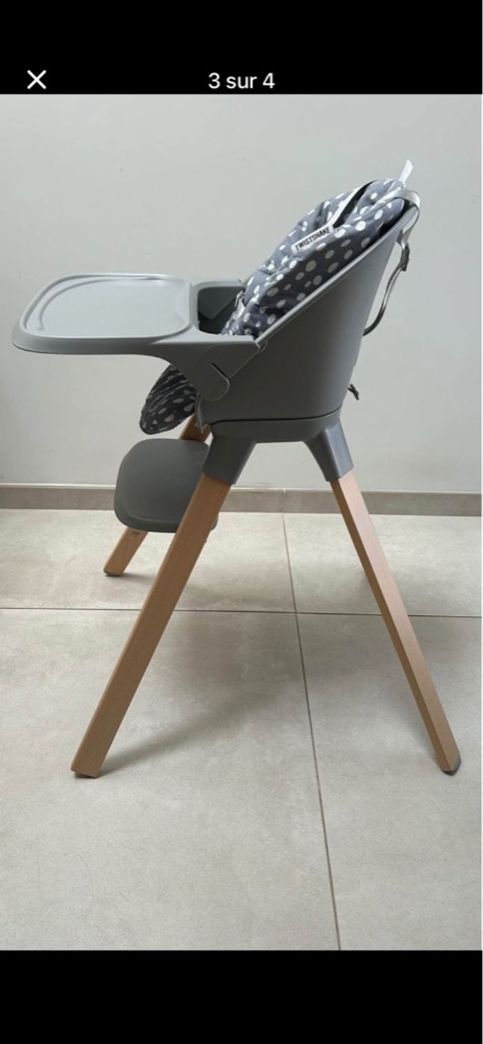 Chaise haute Twistshake + coussin - photo numéro 3