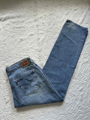 Jean Levi’s femme 505 nouveau low straight droit bleu clair XL/42 W32 Mexico 2000s rare us