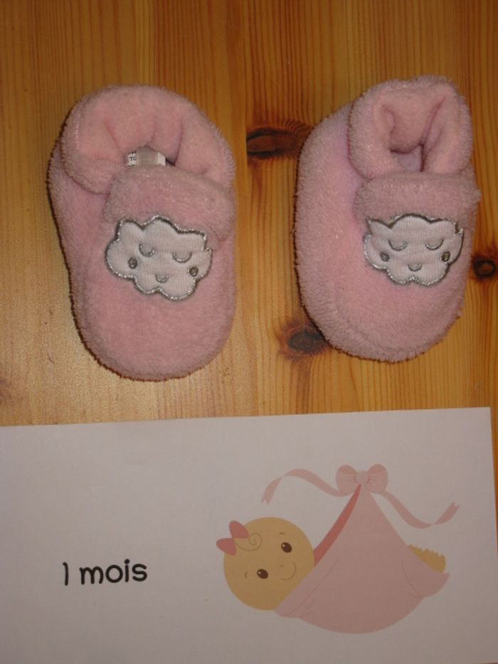 Paire de chaussons roses bébé - nuages - orchestra - 1 mois - photo numéro 5