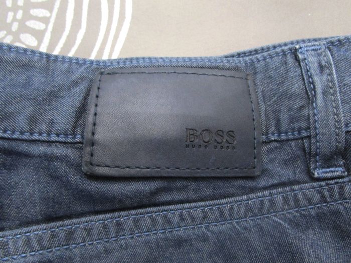 Jean Hugo Boss coupe droite régular Stretch 100% Coton W34 L34 Bleu brut (J140) - photo numéro 6