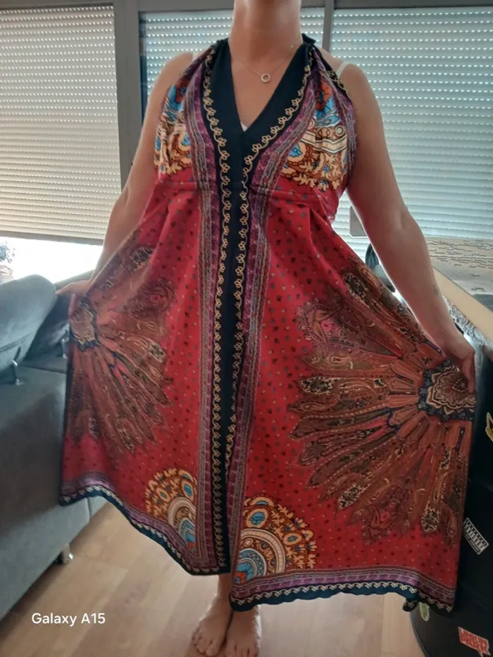 Robe longue dos nu - photo numéro 2
