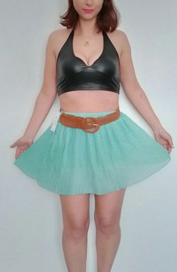 Mini jupe plissée menthe avec ceinture taille unique