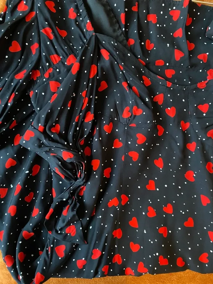 Robe noire avec cœurs rouges The Kooples - photo numéro 8