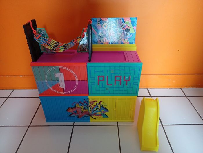 Conteneur lol - photo numéro 3