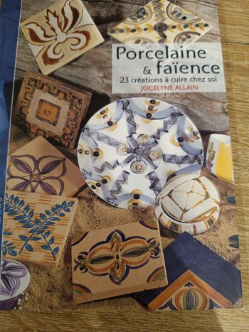Livre : porcelaine et faïence 