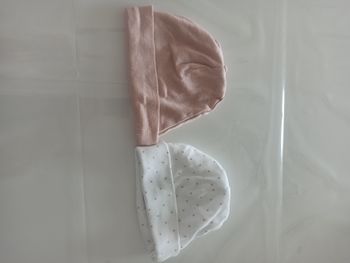 2 bonnets de naissance 0-1 mois