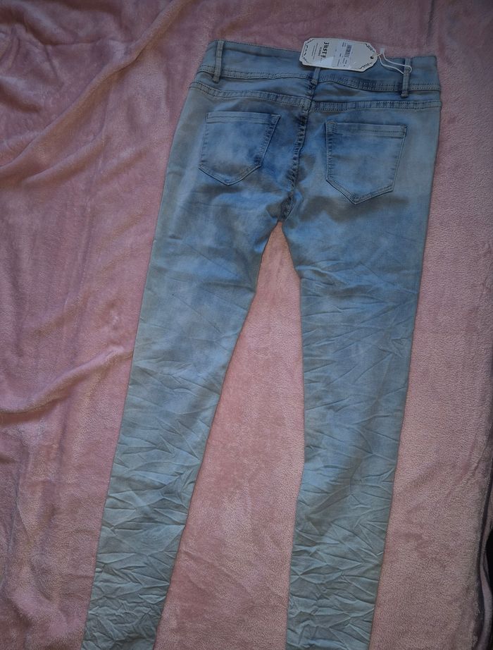 Jean nuages noir - photo numéro 3