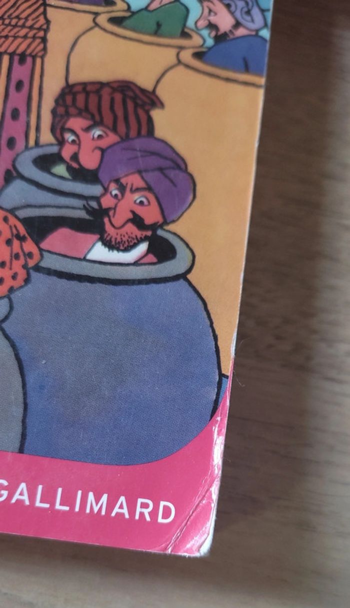Livre Les Mille et Une Nuits: Ali Baba - Aladin - Sindbâd - photo numéro 2
