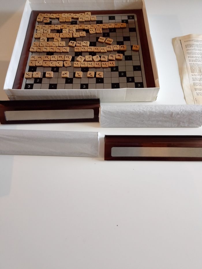 Serie cuir jeu de lettres magnétique 35x35 cm - photo numéro 4