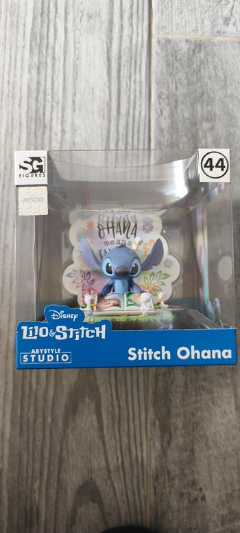 figurine stitch