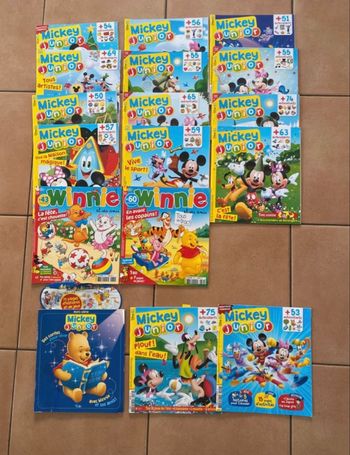 Lot magazines Mickey Junior