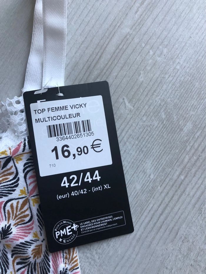 BB28- Ensemble lingerie de nuit top + shorty T 42-44 NEUF - photo numéro 11