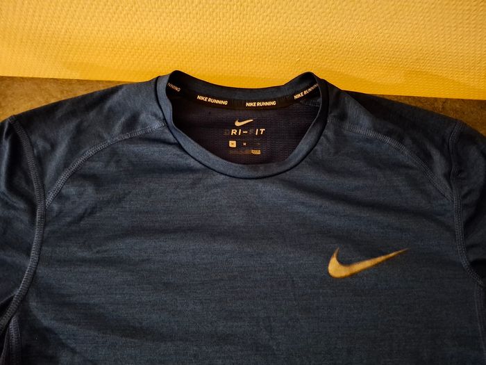 S T-shirt - photo numéro 2