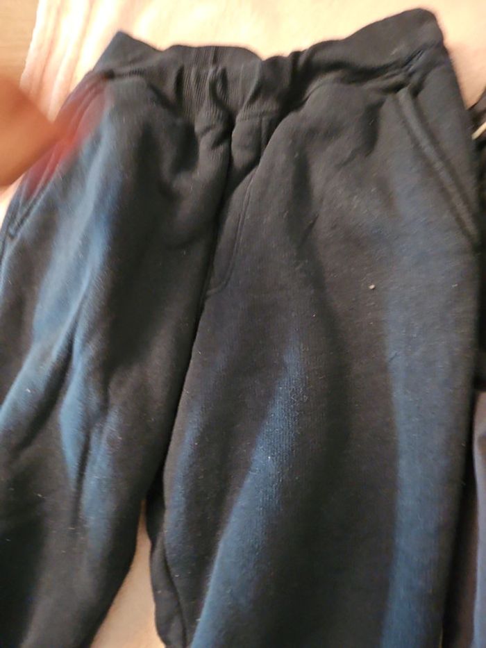 Pantalon uniqlo - photo numéro 2