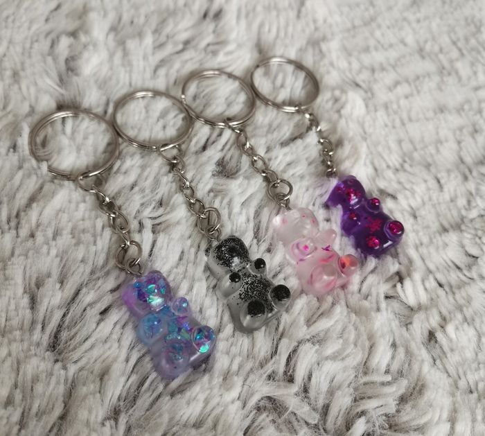 Porte clés ourson de différentes couleurs - photo numéro 2