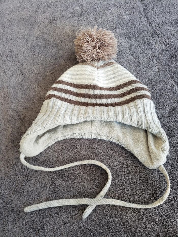 Bonnet pompon