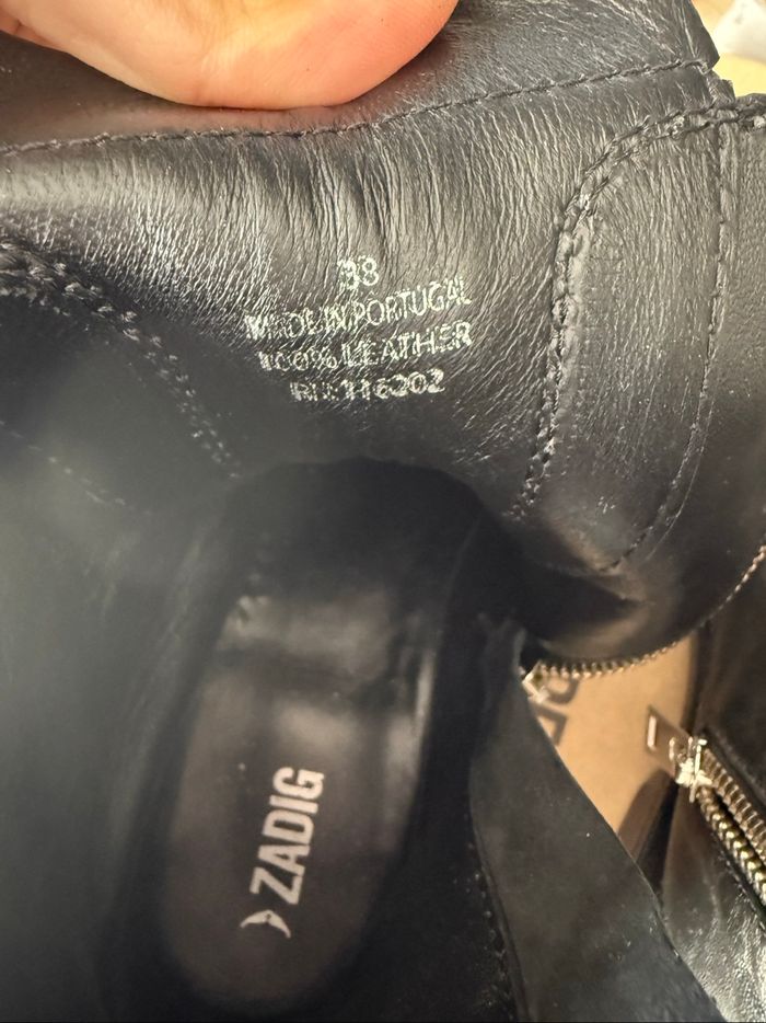 Bottines noir en cuir d’agneau  avec chaînes Zadig et Voltaire  Pointure 38 - photo numéro 5