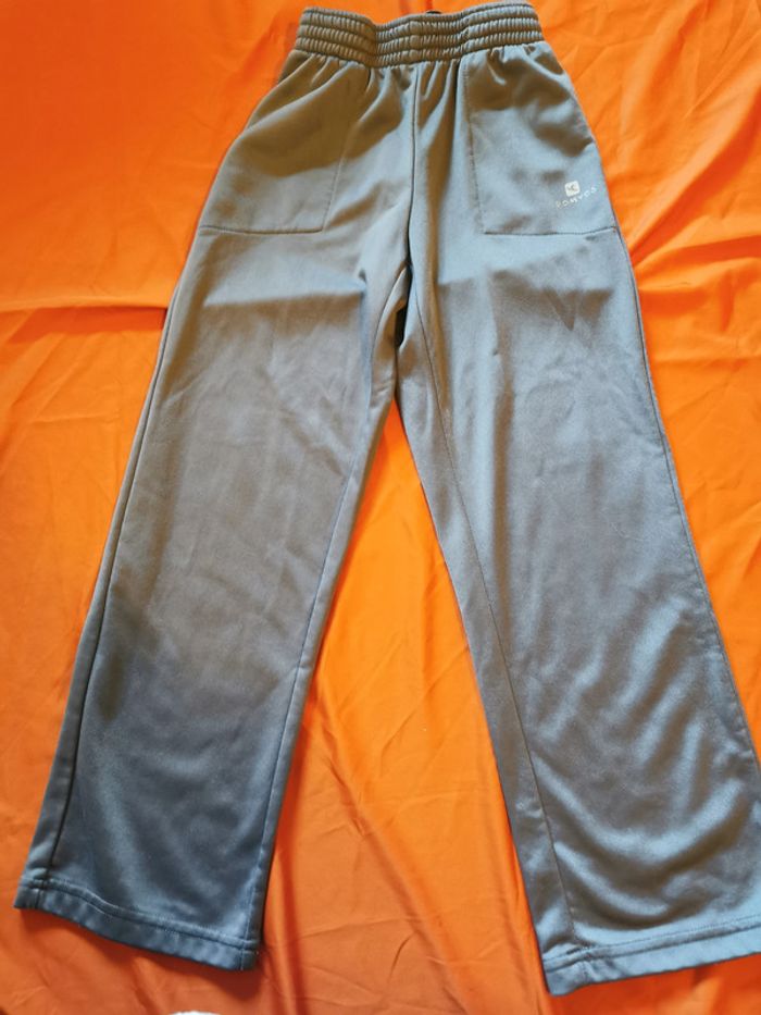 bas de survêtement taille 6 ans