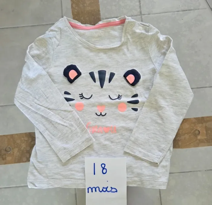 T shirt manches longues fille 18 mois