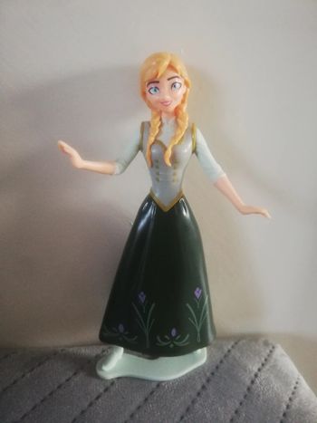 Moyenne figurine Reine des Neiges