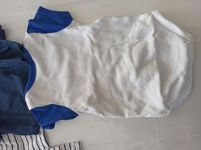 Lot vêtements 9 mois - photo numéro 6