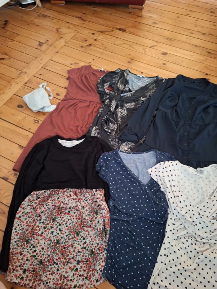 Lot vetements robes grossesse allaitement