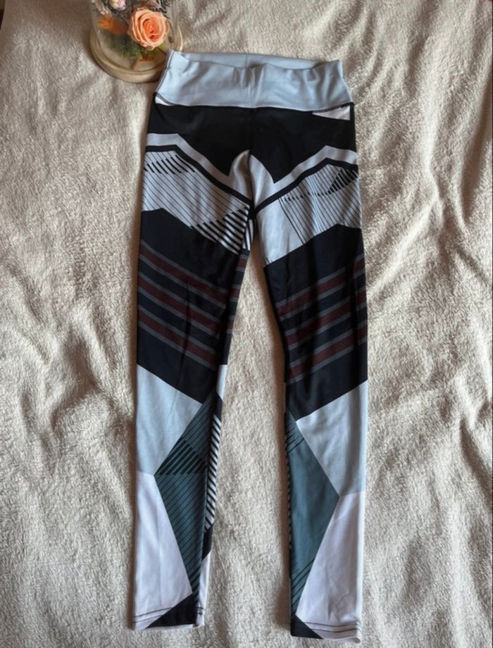 Legging de sport taille S en très bon état